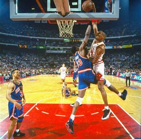 Someone who was a ballboy at the game revealed what Pippen said at the time. . Scottie pippen dunk on patrick ewing